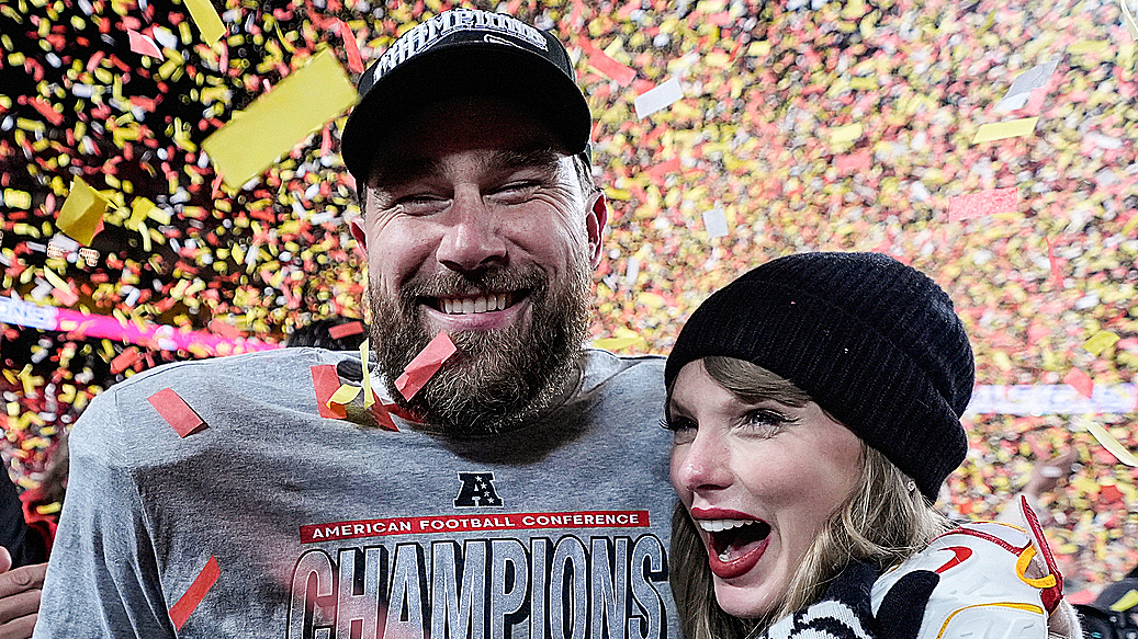 Taylor Swift và Travis Kelce: Trai tài gái giỏi