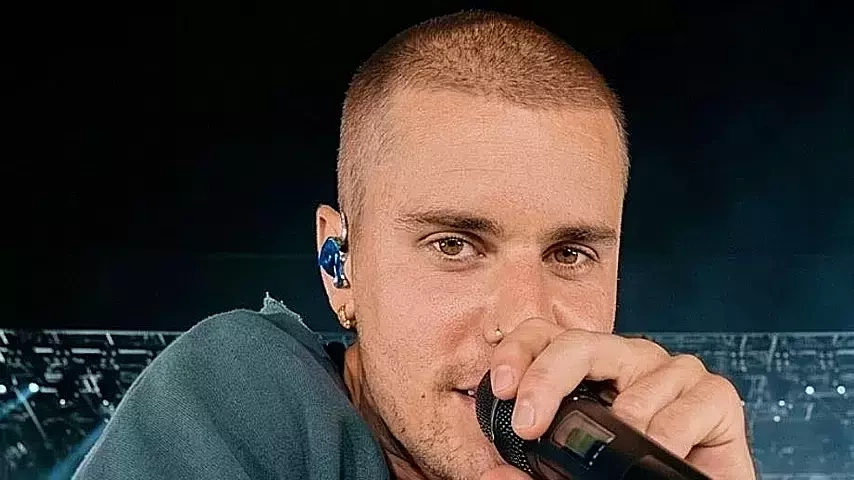 Justin Bieber sẽ diễn giữa hiệp chung kết World Cup
