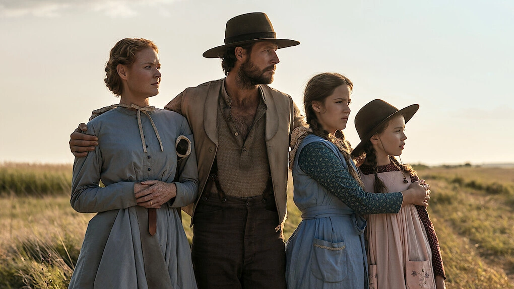 Tạo hình của gia đình Ingalls trong bản mới. Ảnh: Netflix