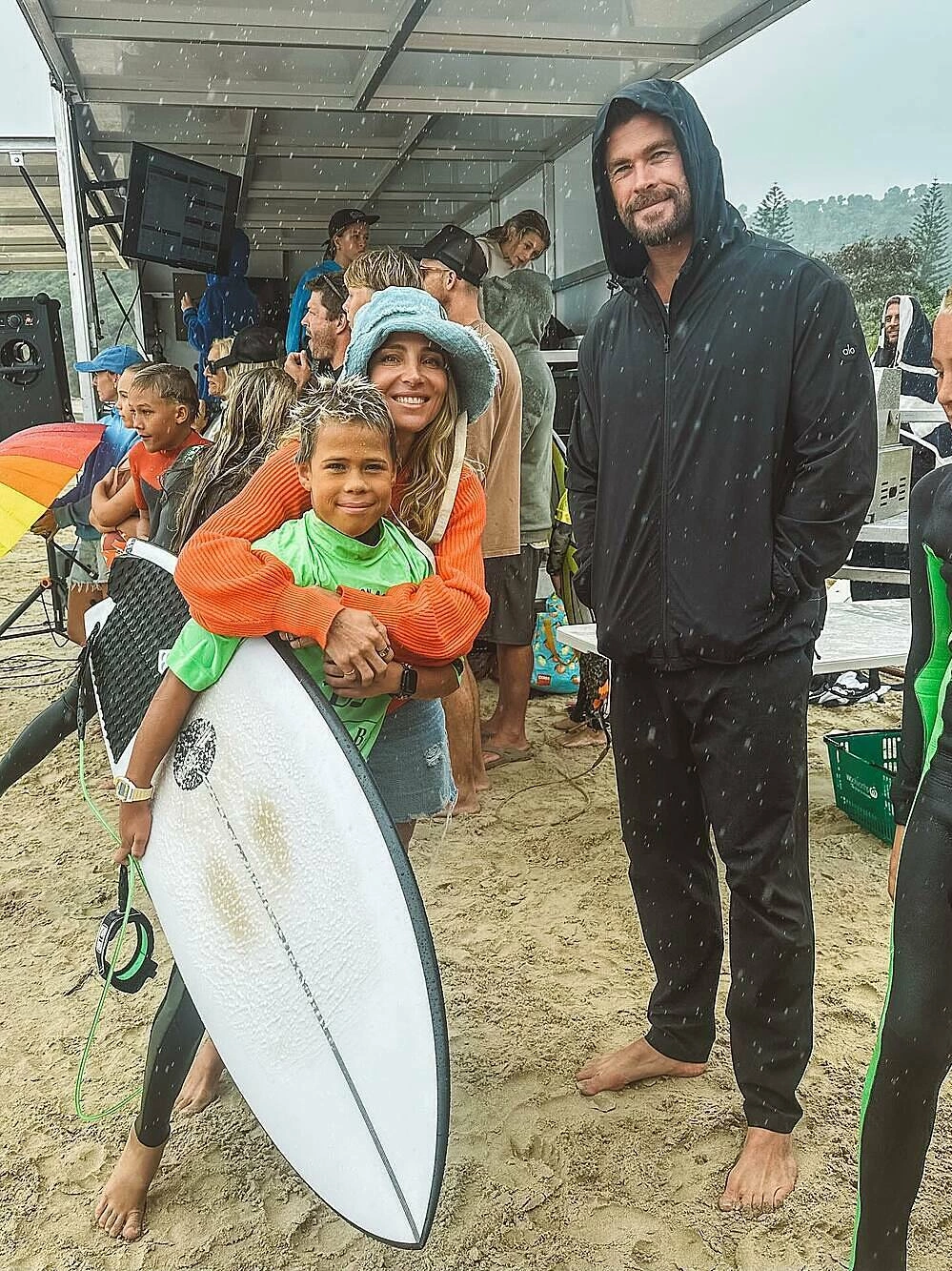Nhà Chris Hemsworth sống hòa mình với thiên nhiên