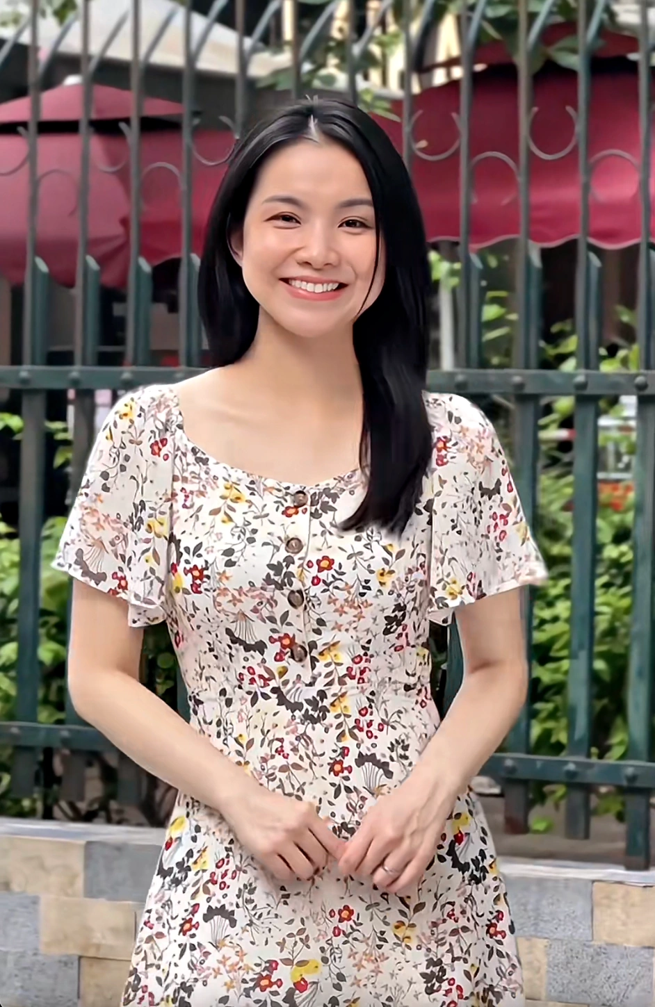 Thời trang đời thường của Hoa hậu Thùy Lâm