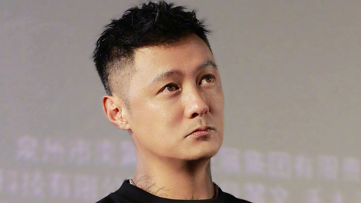 Tài tử Dư Văn Lạc ly hôn