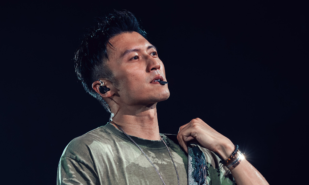 Tạ Đình Phong chuẩn bị liveshow