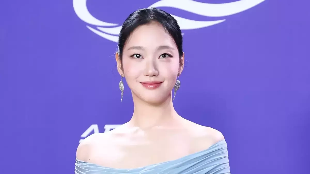 Kim Go Eun thắng giải Rồng Xanh