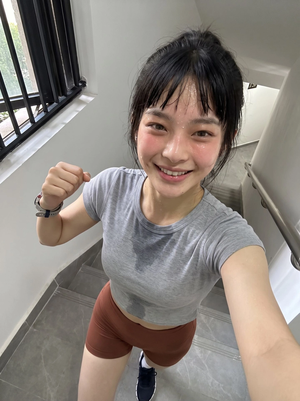 Phương Đào Tử tập thể dục. Ảnh: Douyin