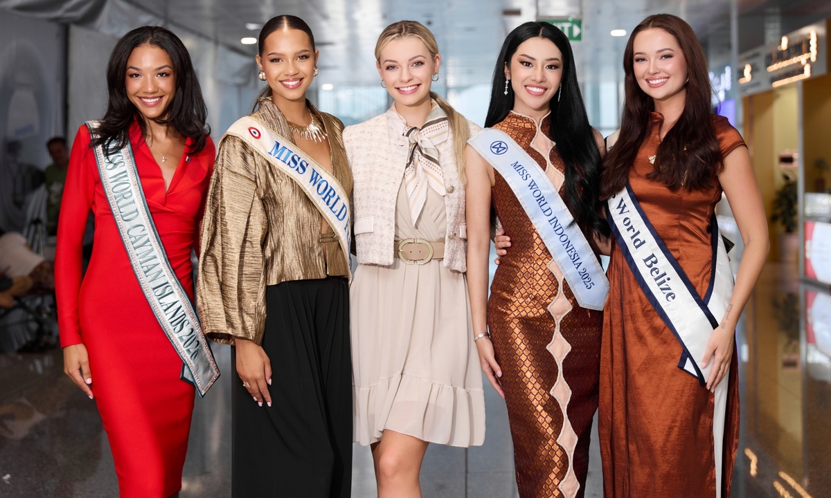 Thí sinh quốc tế đến Việt Nam thi Miss World