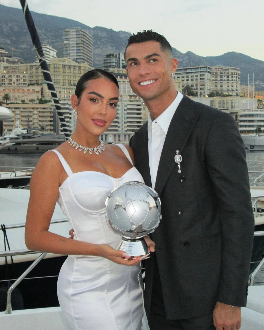 Georgina Rodríguez và Cristiano Ronaldo. Ảnh: Instagram Georgina Rodríguez