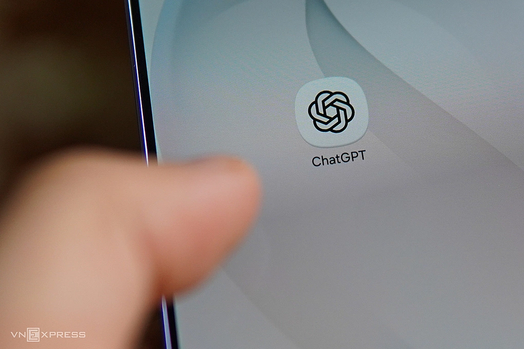 Logo ứng dụng ChatGPT - một trong những ứng dụng AI phổ biến trong việc tạo văn bản. Ảnh: Lưu Quý