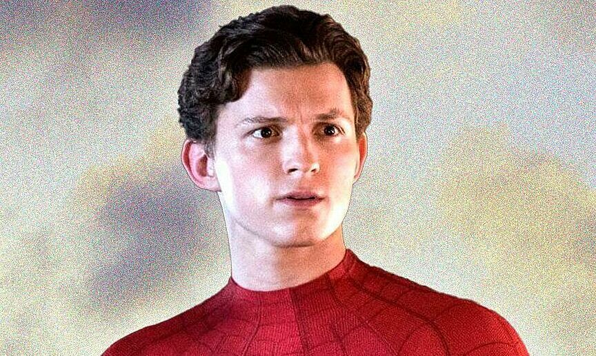 Tom Holland 10 năm gắn bó vai Người Nhện
