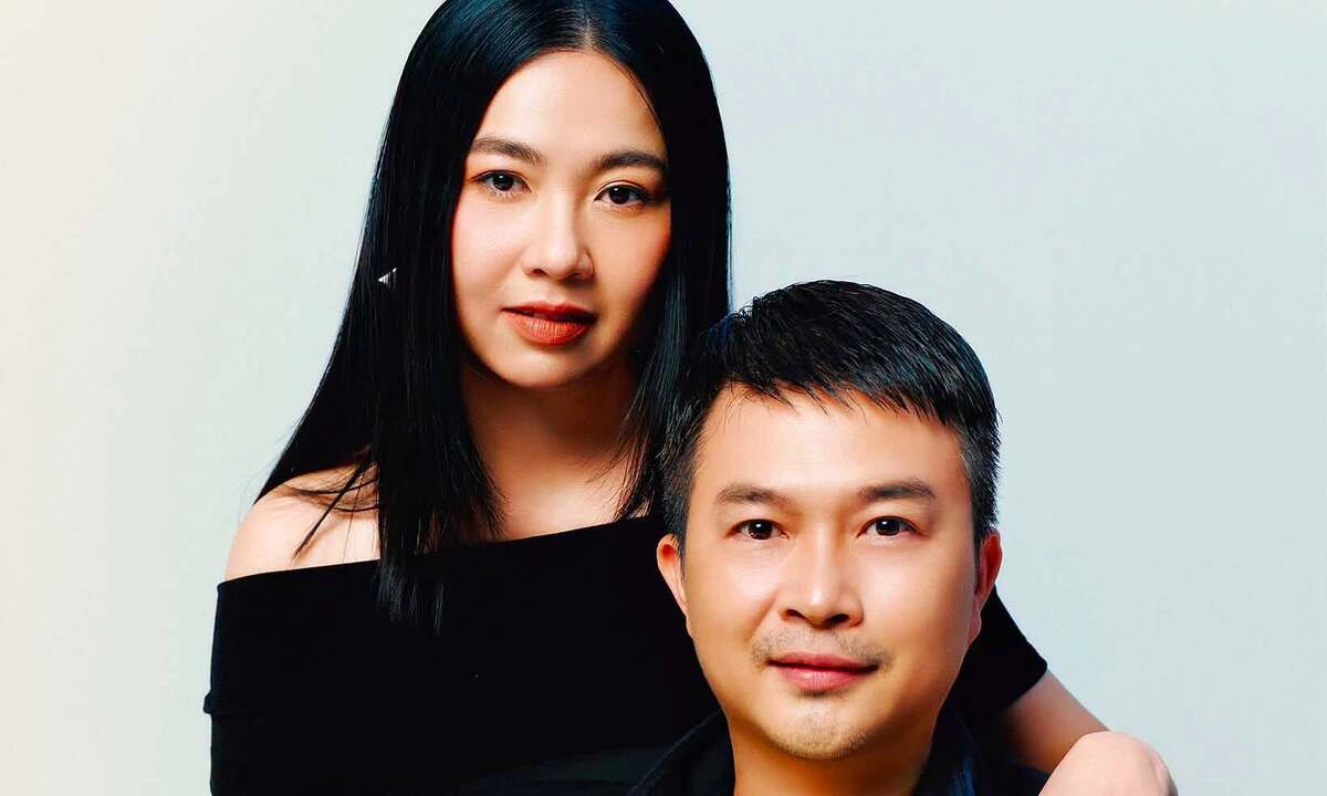 Chuyện tình 'gương vỡ lại lành' của Lê Khánh