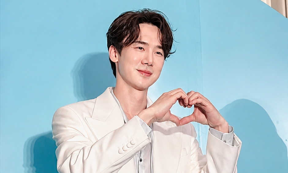 Yoo Yeon Seok đến Hà Nội