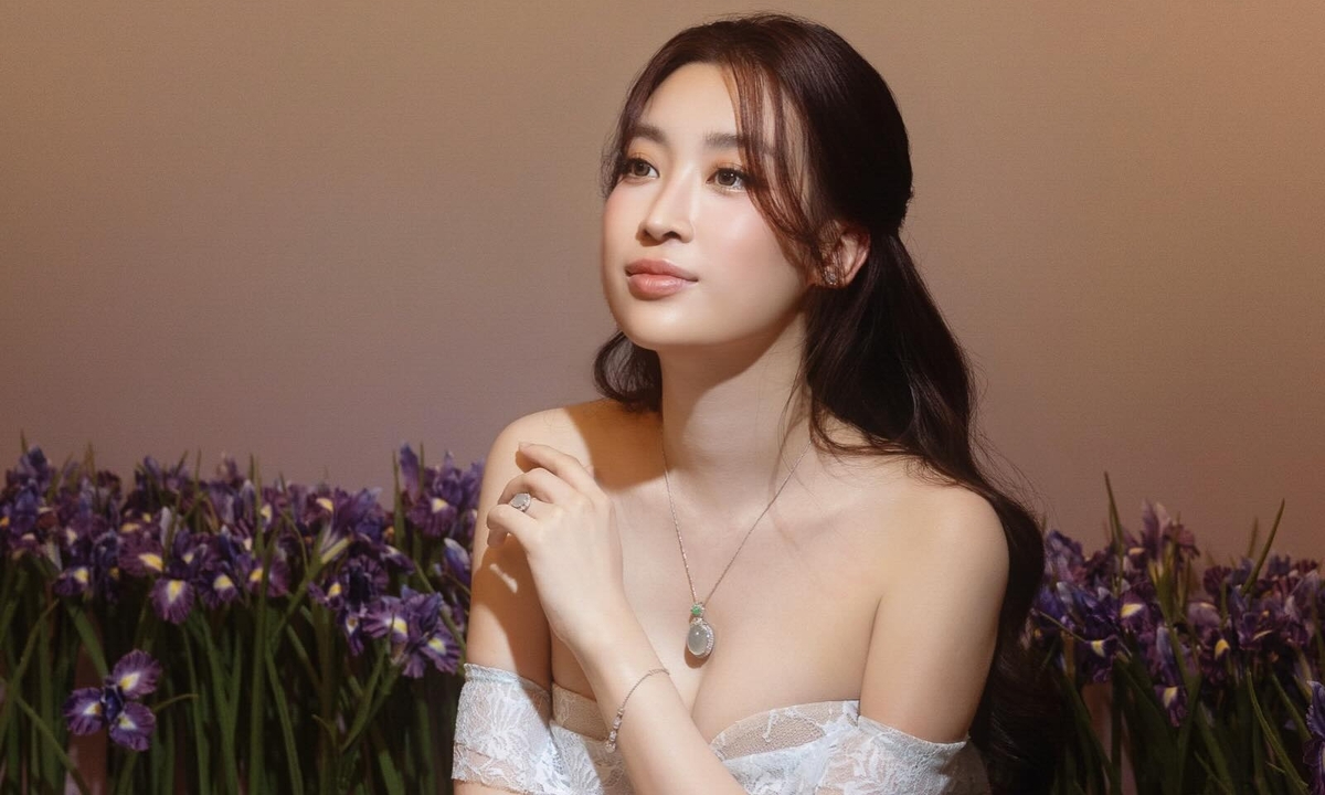 Sắc vóc 'mẹ hai con' Đỗ Mỹ Linh khi trở lại showbiz