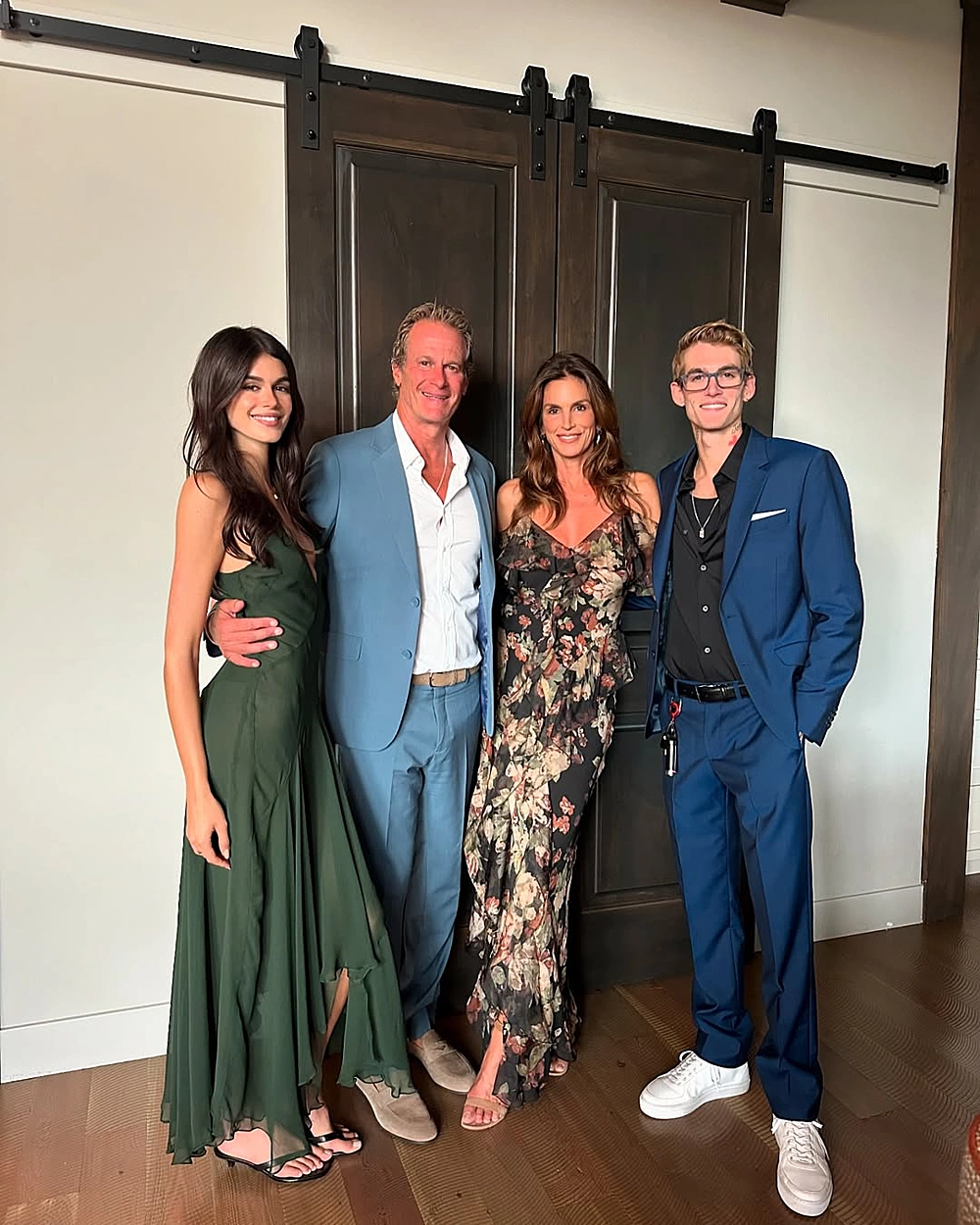 Những năm cuối đời của con trai Cindy Crawford - Báo VnExpress Giải trí