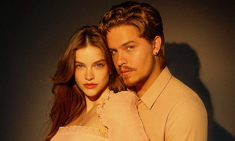 Khoảnh khắc ngọt ngào của cặp đôi Barbara Palvin và Dylan Sprouse đón con đầu lòng.