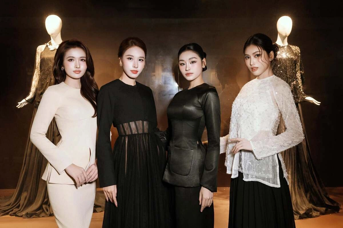 Dàn sao Việt biến tấu áo bà ba đầy ấn tượng tại triển lãm thời trang của Nguyễn Minh Công